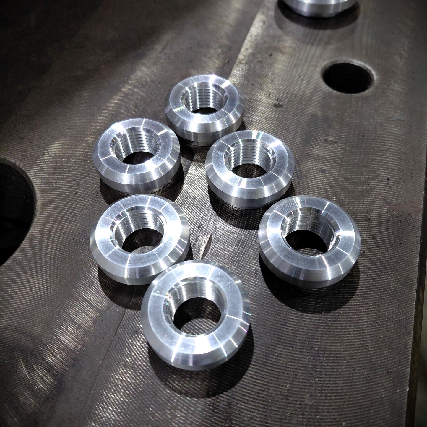 Aluminium tank fittings